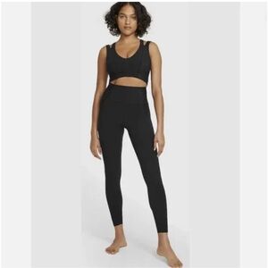 Nike Yoga Luxe Dri-FIT
Women's Infinalon Jumpsuit